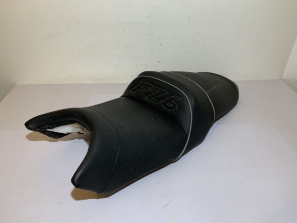 selle confort yamaha fz6